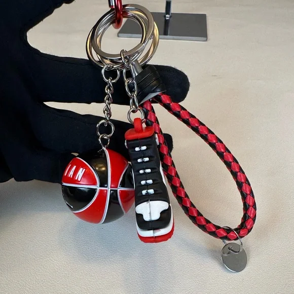 Brand New NBA Basketball and Sneakers Keychain - Picture 7 of 7